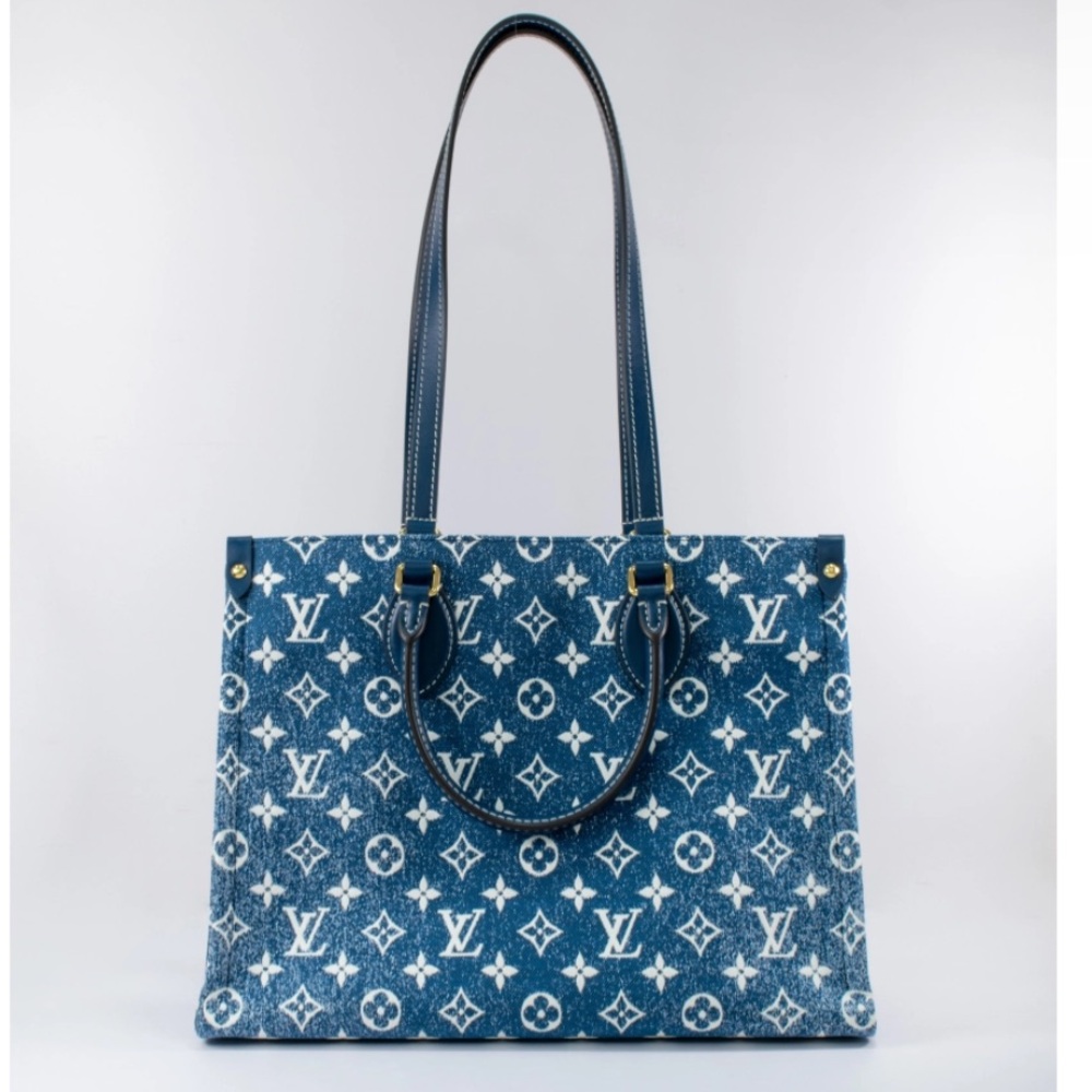 LV Monogram OnTheGo MM Denim - Picture 5 of 6